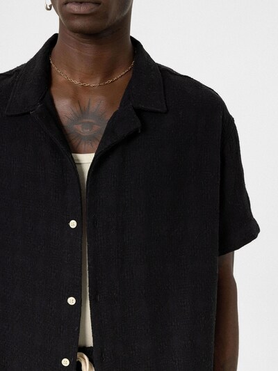 VAMOS CLO Button Up Shirt in Black, Item view