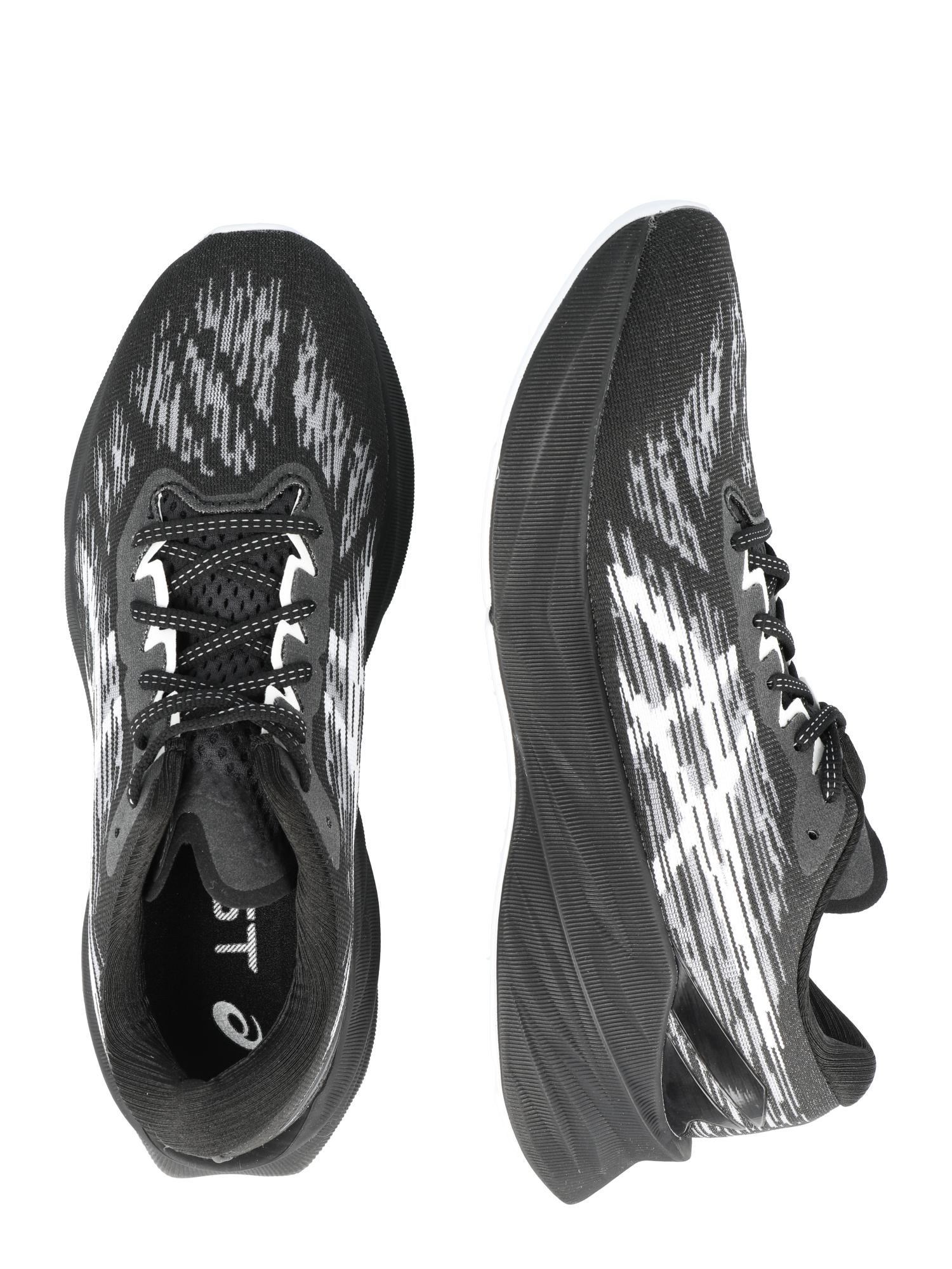 ASICS Running Shoes 'Novablast 3' in Black