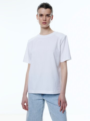 Tricou 'Mele' de la EDITED pe alb: față