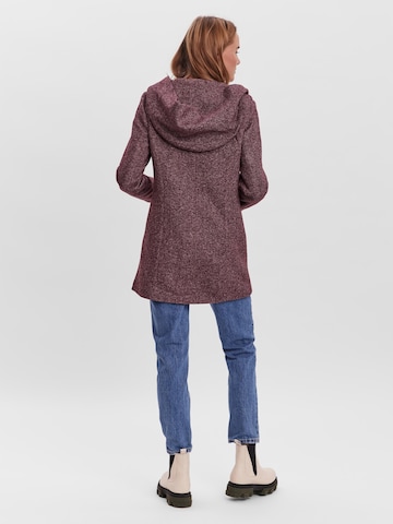 Manteau mi-saison 'Dona' VERO MODA en rouge