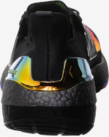 ADIDAS SPORTSWEAR Låg sneaker 'Ultraboost 22' i svart