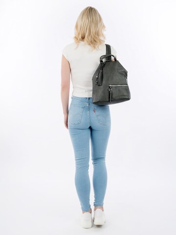 Tamaris Rucksack 'Nele' in Grau