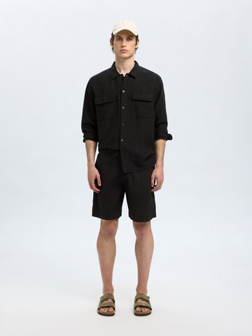 SELECTED HOMME Loosefit Nadrág 'SLHMAGNUS' - fekete