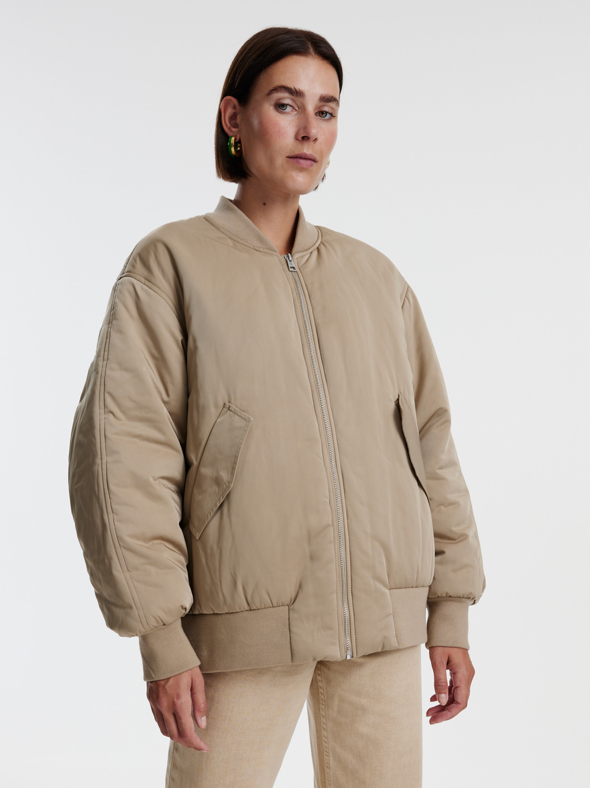 EDITED Producten Tussenjas 'Nikita' Beige