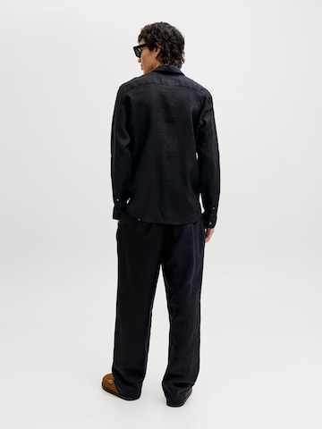 Regular fit Camicia di JACK & JONES in nero