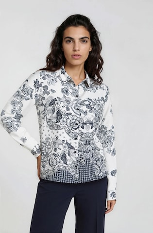 Milano Italy Blouse in White: front