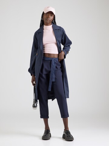 Tapered Pantaloni con pieghe 'ONLRITA-NEMY' di ONLY in blu