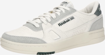 Reebok Ниски маратонки в бяло: отпред