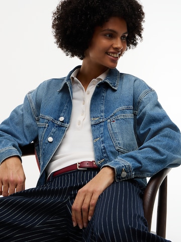 Geacă de primăvară-toamnă de la Tommy Jeans pe albastru