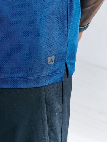 Next Λειτουργικό μπλουζάκι σε μπλε