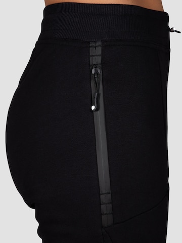 MOROTAI Zúžený Sportovní kalhoty 'Naka' – černá