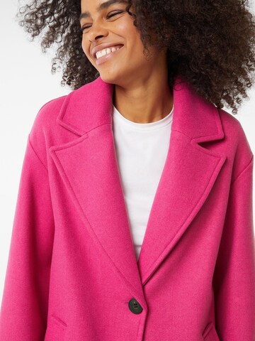 Bershka Płaszcz przejściowy w kolorze różowy