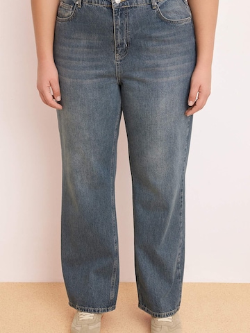 Trendyol Curve - Loosefit Vaquero en azul: frente