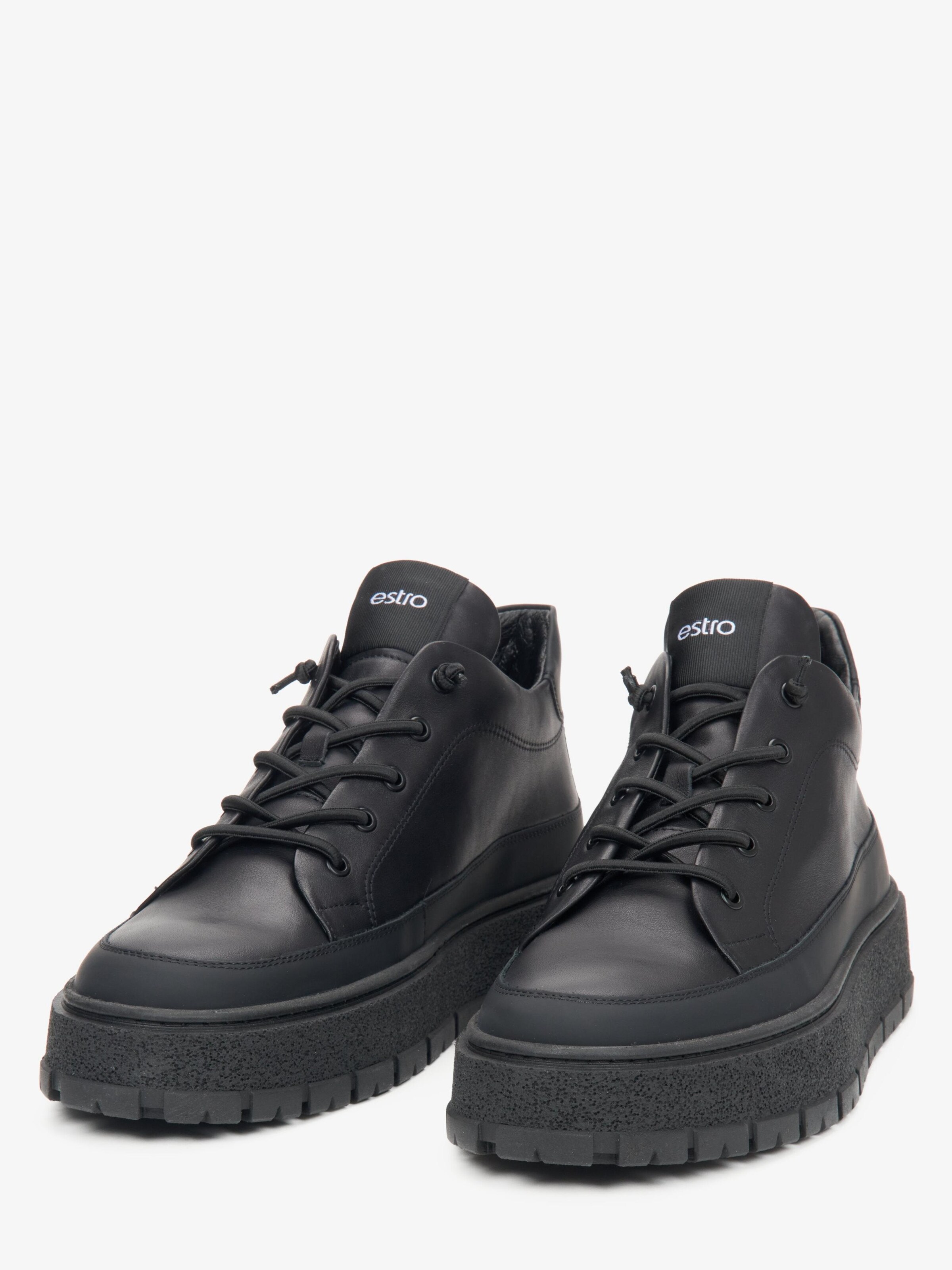 Estro Sneakers '09-4360' in Black