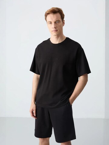 Tommy Life Tracksuit in Black
