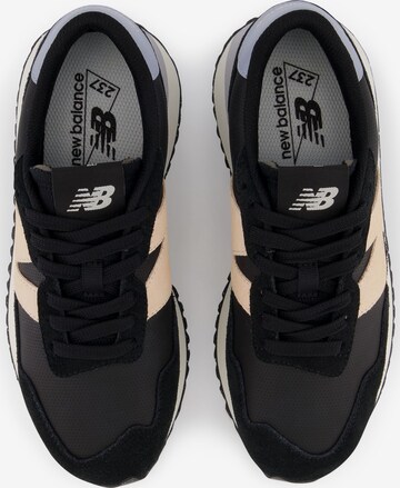 new balance Sneaker '237' in Schwarz