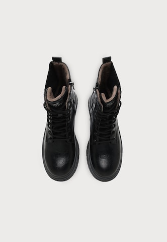Botine de la MUSTANG pe negru
