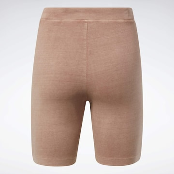 Skinny Pantaloni sportivi di Reebok in rosa