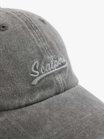 Scalpers Cap in Grey