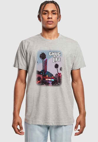 Merchcode Shirt 'Grand Thug Life' in Grijs: voorkant