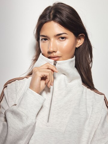 Felpa di Next in grigio