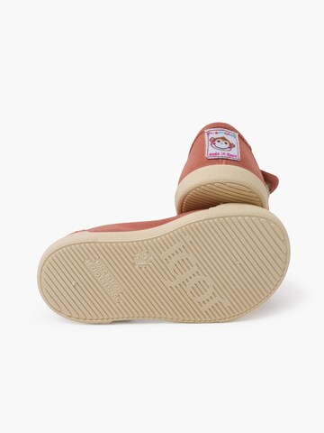 Scarpina primi passi di Pisamonas in rosso