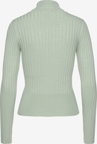 LASCANA Sweater in Green