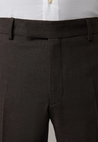 STRELLSON Slim fit Trousers with creases 'Melwin' in Brown