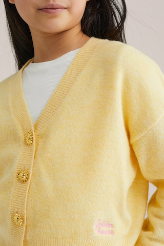 WE Fashion Knit cardigan in Yellow