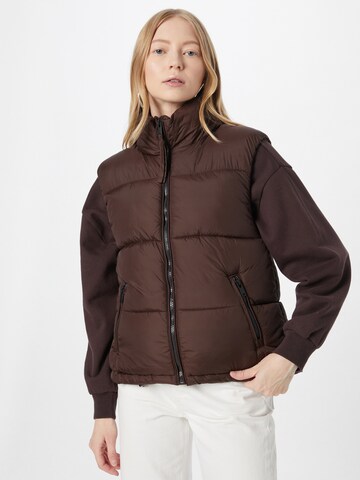 b.young Bodywarmer 'BOMINA' in Bruin: voorkant