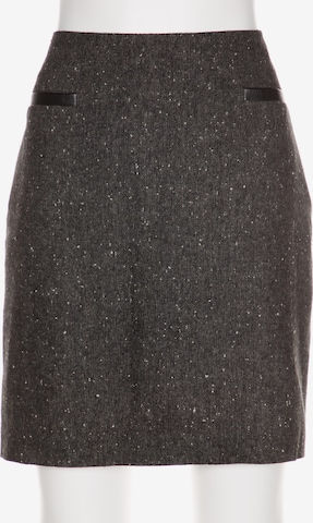 Manguun Skirt in M in Grey: front