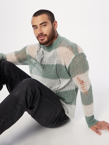 ABOUT YOU Limited Sweater 'Leo' in Green