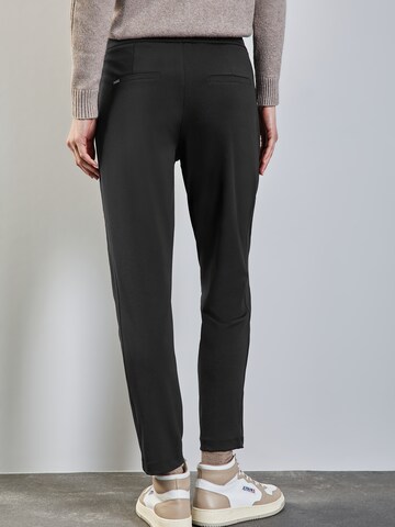 STREET ONE - Loosefit Pantalón chino 'Bonny' en negro