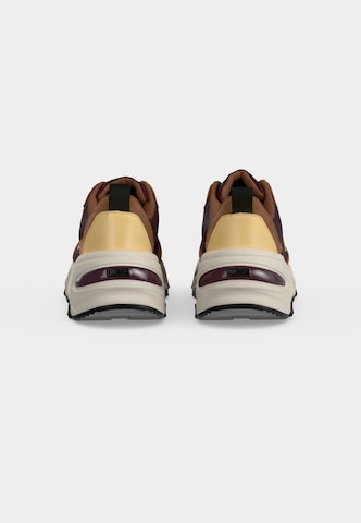 DIESEL - Zapatillas deportivas bajas 'SAVANNAH TULU' en beige