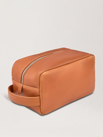 NEGOTIA Leather Toilettas 'Mori' in Bruin