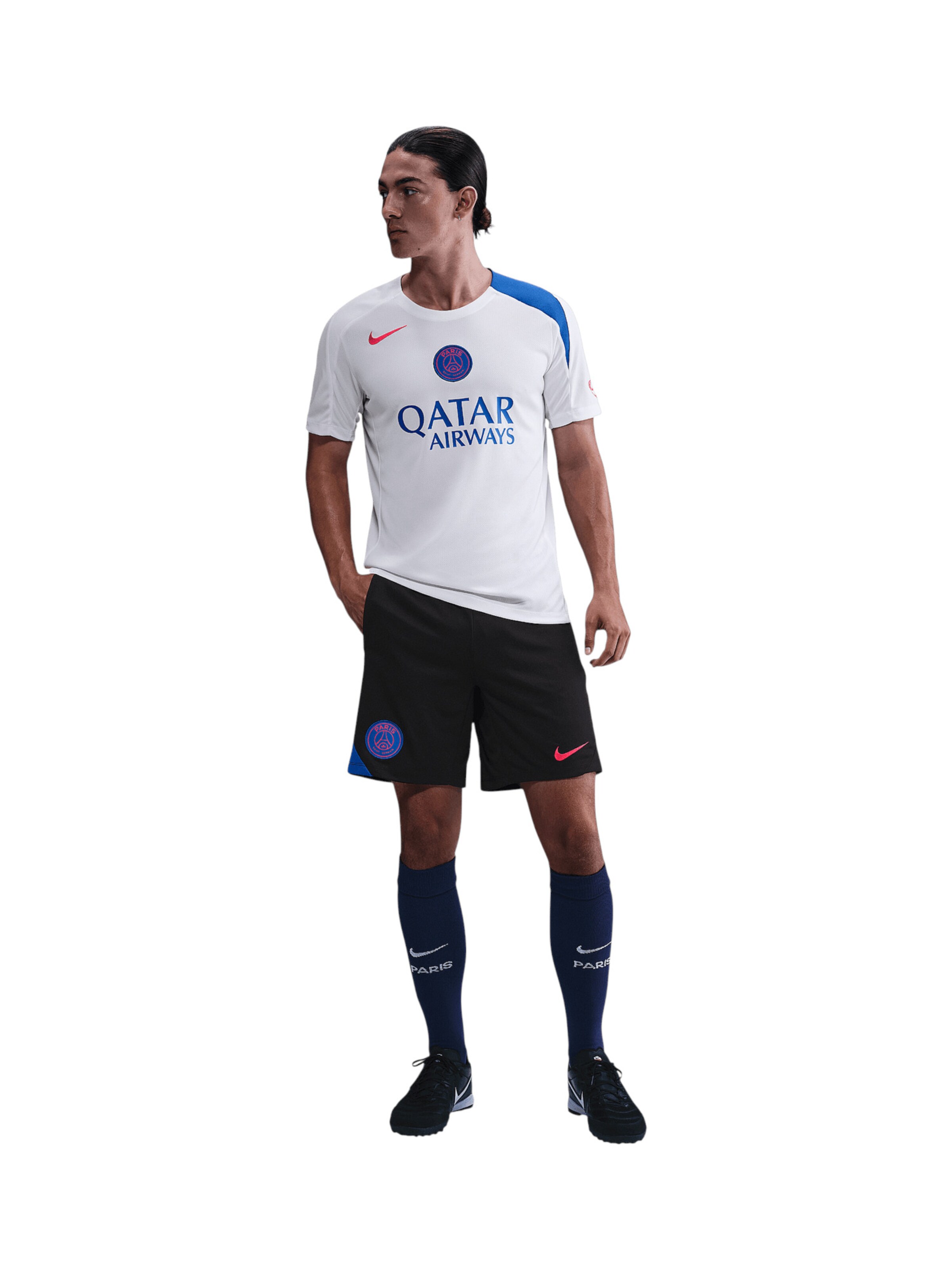 NIKE Regular Sportshorts 'Paris Saint-Germain Strike' in Schwarz: Vorderseite