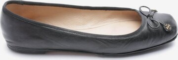 Tory Burch Flats & Loafers in 39 in Black: front
