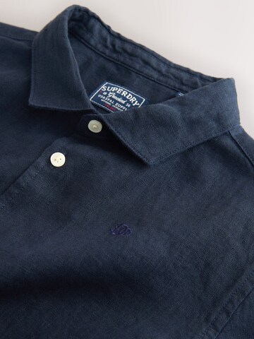 Superdry & Co Comfort Fit Hemd in Blau