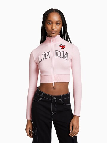 Bershka Gebreid vest in Roze: voorkant