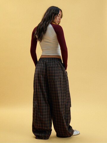 Barrel Pantalon Bershka en marron