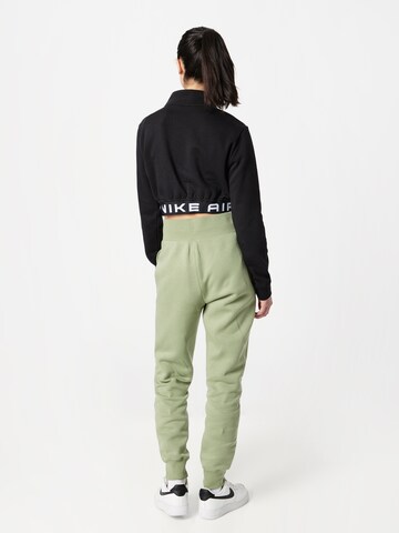 Effilé Pantalon Nike Sportswear en vert