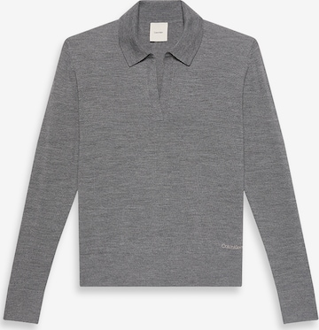 Pull-over Calvin Klein en gris : devant