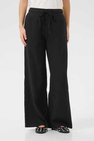 Loosefit Pantalon 'Navi Clarina' CULTURE en noir : devant