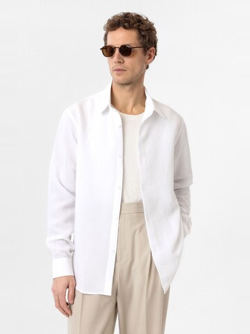 Coupe regular Chemise 'Leon' Antioch en blanc
