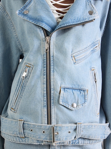 Moschino JeansPrijelazna jakna - plava boja