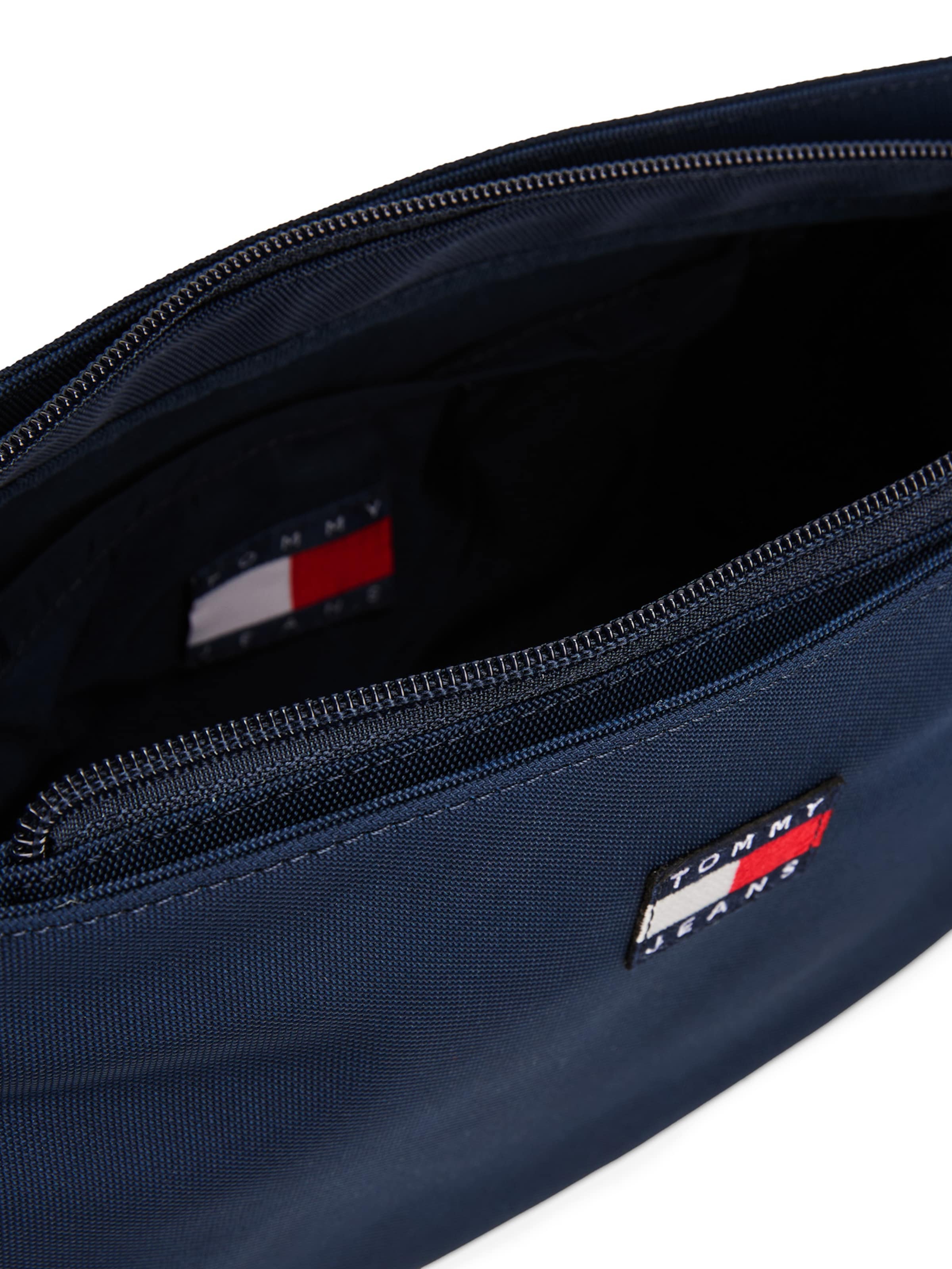 Tommy Jeans Válltáska 'Essential' - kék