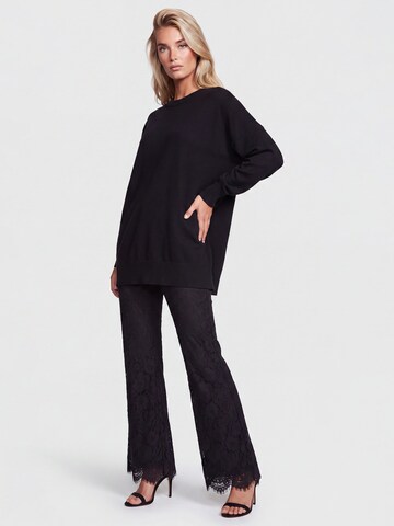 APART Sweater in Black
