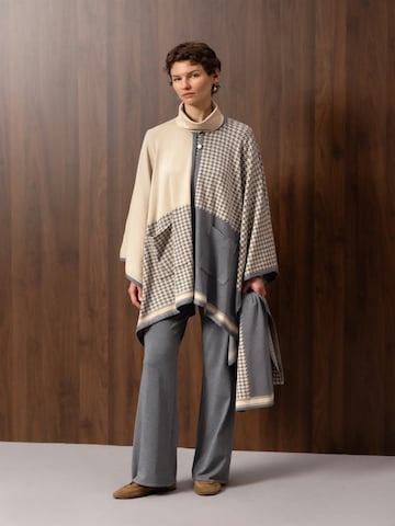 regular Pantaloni ' ' di NAULOVER in grigio: frontale
