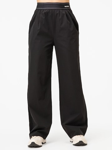 neverover Wide leg Sportbroek 'NOVO' in Zwart: voorkant