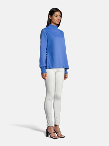 salzhaut Sweatshirt 'Oaneweeten' in Blauw